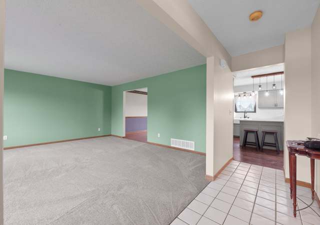 Photo of 6229 Brookmeade Cir, Grove City, OH 43123