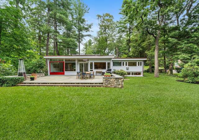 Photo of 32 Moon Hill Rd, Lexington, MA 02421
