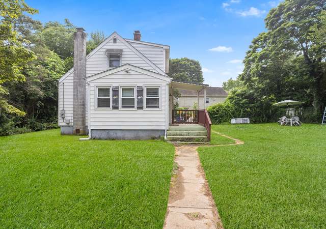 Property at 21 Harbor View Ave, Waterford, CT 06385, 4 beds, 2 baths