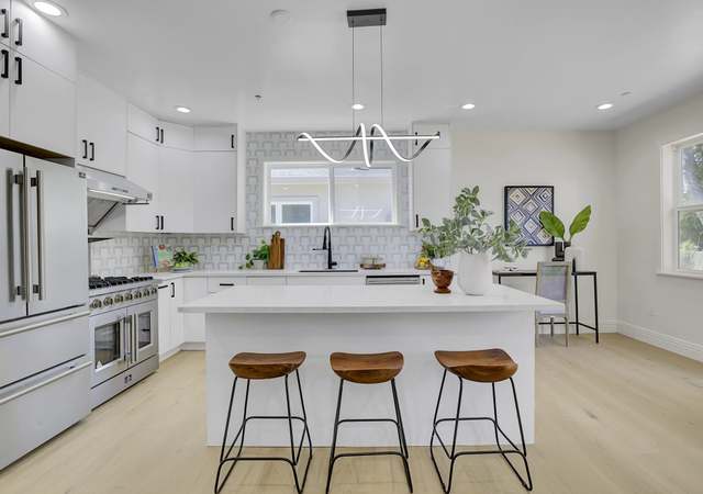 Property at 34926 Moina Shaiq Cmn, Fremont, CA 94555, 4 beds, 3 baths