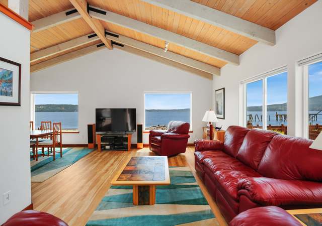 Photo of 451 Beach Dr, Sequim, WA 98382