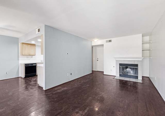 Property at 1832 E Avenue J2 #2, Lancaster, CA 93535, 2 beds, 2.5 baths