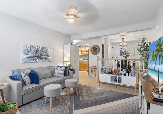 Photo of 132 Hoffman Ave #116, Cranston, RI 02920