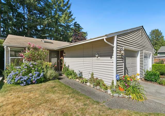 Property at 13216 NE 138 Pl, Kirkland, WA 98034, 2 beds, 2 baths