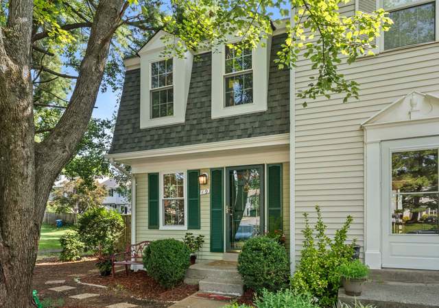 Property at 19 Dulany Ct, Sterling, VA 20165, 2 beds, 2 baths