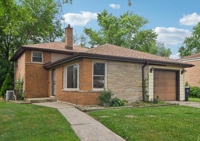 Property at 924 E 159 Pl, South Holland, IL 60473, 3 beds, 1.5 baths