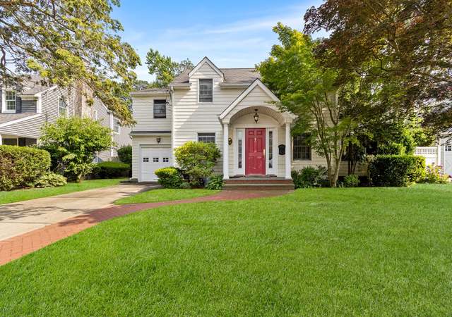 Property at 42 E Webster St, Merrick, NY 11566, 3 beds, 2.5 baths