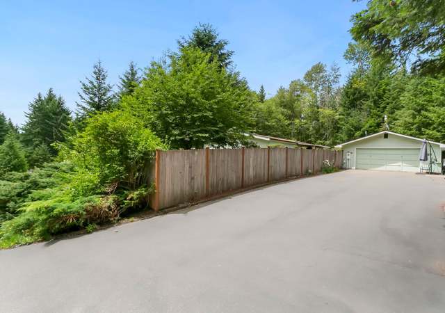 Property at 521 NE Larson Lake Rd, Belfair, WA 98528, 2 beds, 2 baths