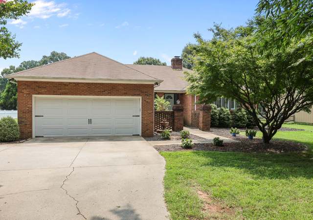 Property at 10610 Washam Potts Rd, Cornelius, NC 28031, 3 beds, 2.5 baths