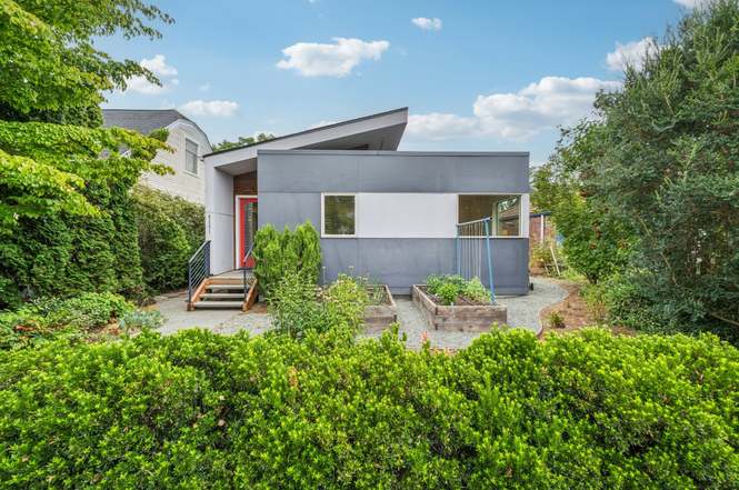 注目 Real WA 98117, Estate Redfin | Sale for Homes & アクセサリー