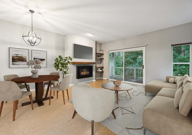 Property at 5585 Woodruff Shore Dr, Brighton, MI 48116, 3 beds, 3.5 baths