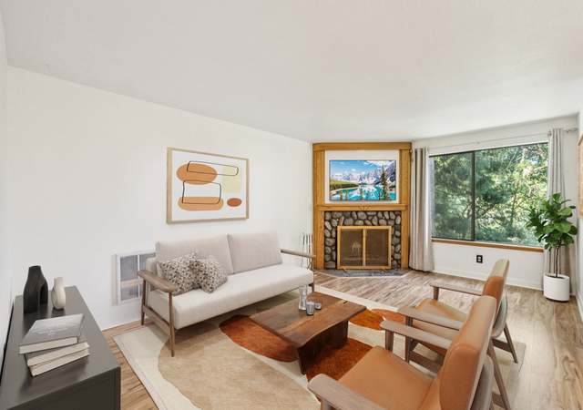 Property at 4006 S 158th St Unit C, Tukwila, WA 98188, 2 beds, 1.5 baths