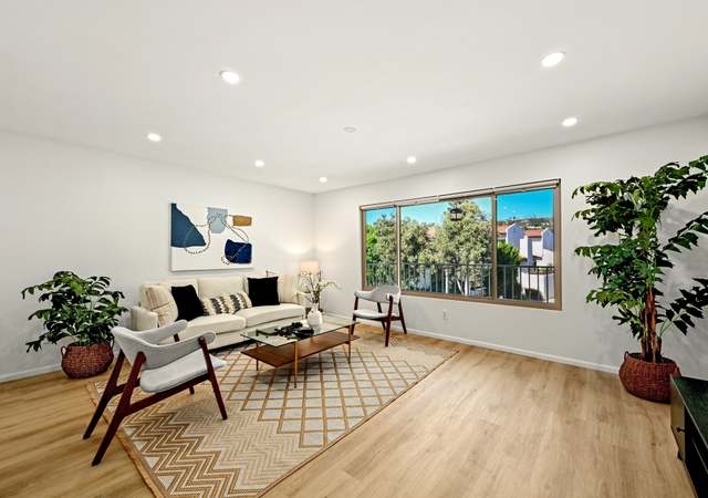 Property at 7527 Jerez Ct Unit E, Carlsbad, CA 92009, 2 beds, 2.5 baths