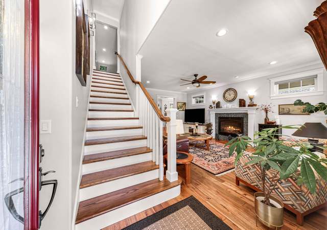 Photo of 24229 7th Ave SE, Bothell, WA 98021