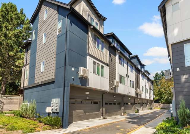 Photo of 18514 Meridian Ave N Unit B, Shoreline, WA 98133
