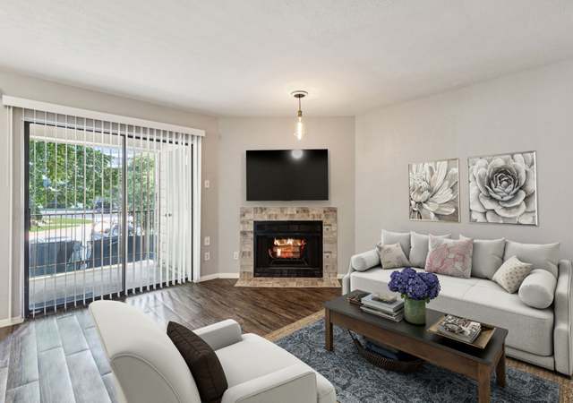 Property at 2505 Wedglea Dr #209, Dallas, TX 75211, 2 beds, 2 baths