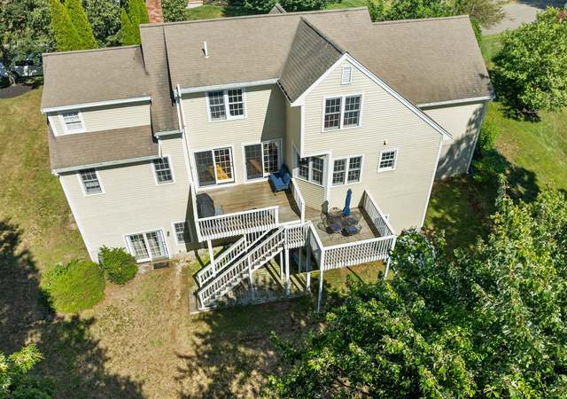 Photo of 105 Weyland Cir, North Andover, MA 01845