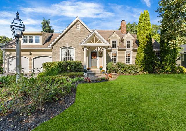 Property at 105 Weyland Cir, North Andover, MA 01845, 5 beds, 3.5 baths