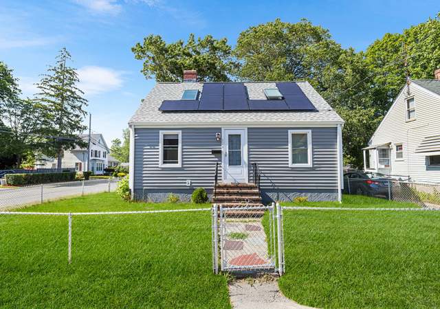 Property at 526 Crescent St, Brockton, MA 02302, 3 beds, 1 bath