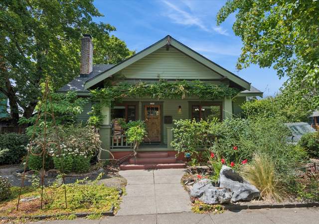 Property at 1705 SE 50th Ave, Portland, OR 97215, 3 beds, 1.5 baths