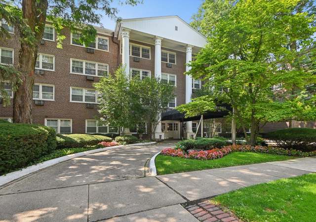 Property at 1025 Randolph St #307, Oak Park, IL 60302, 2 beds, 2 baths