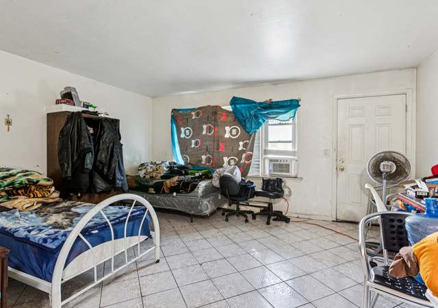 Photo of 1115 E Algonquin Rd #8, Arlington Heights, IL 60005