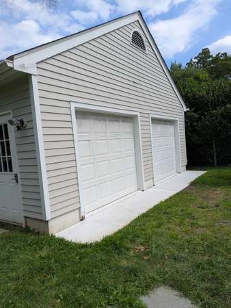 Property at 221 S Main St, Pennington, NJ 08534, 5 beds, 3 baths