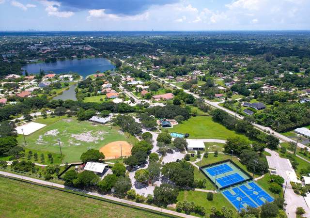 Photo of 1211 White Stone Way, Davie, FL 33325