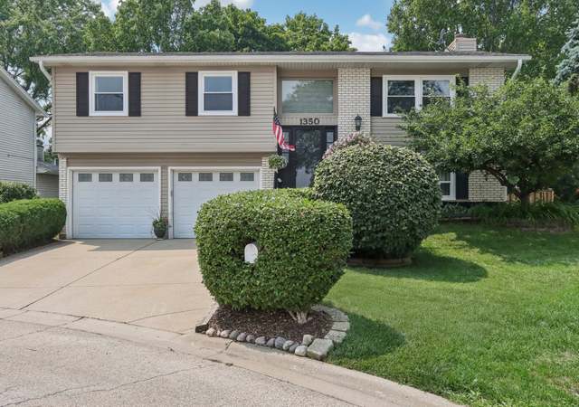 Property at 1350 Rock Cove Ct, Hoffman Estates, IL 60192, 3 beds, 2 baths