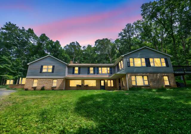 Photo of 7333 Fox Call Ln, Warrenton, VA 20186