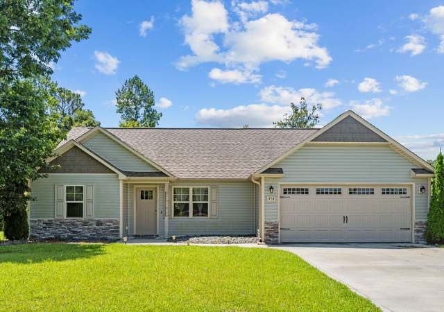 Property at 434 Mccall Dr, Jacksonville, NC 28540, 3 beds, 2 baths