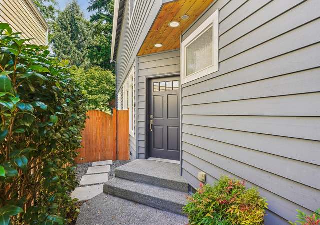 Photo of 9020 Burke Ave N, Seattle, WA 98103