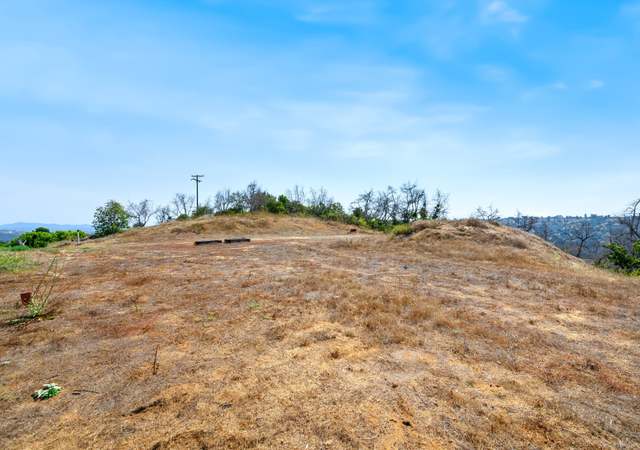 Photo of 3240 Via Del Cielo #09, Fallbrook, CA 92028