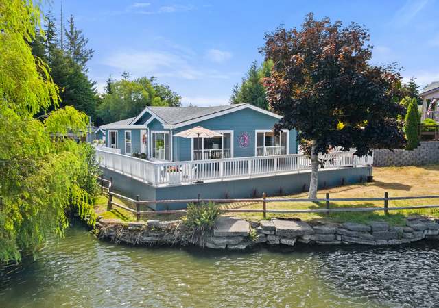 Property at 1975 Shorepines Dr, Coos Bay, OR 97420, 2 beds, 2 baths