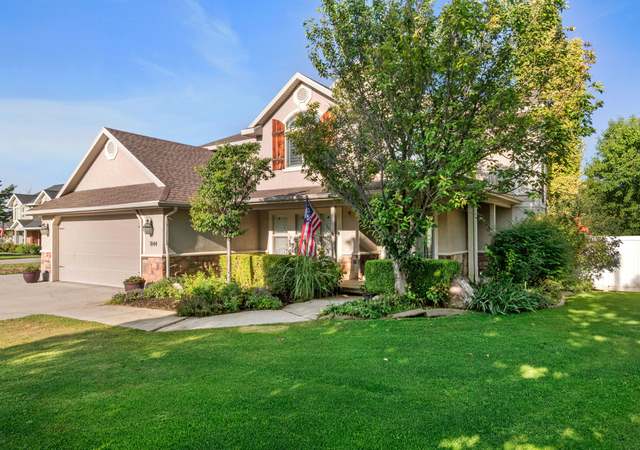 Property at 1844 Country Bend Cir, Farmington, UT 84025, 4 beds, 2.5 baths