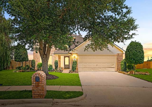 Property at 1918 N Everglades Dr, Deer Park, TX 77536, 4 beds, 2.5 baths
