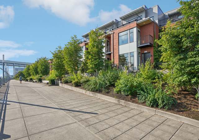 Photo of 1740 NW Riverscape St, Portland, OR 97209