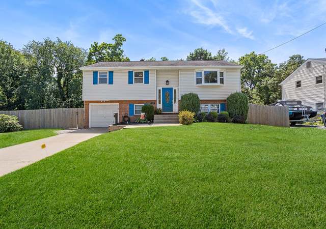 Property at 118 Cambridge Ave, Marlton, NJ 08053, 4 beds, 2.5 baths