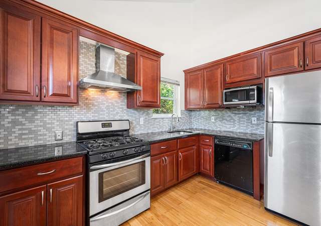 Property at 21 Eardley Rd, Edison, NJ 08817, 4 beds, 2 baths