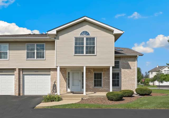 Property at 12521 S Central Park Ave, Alsip, IL 60803, 2 beds, 1.5 baths