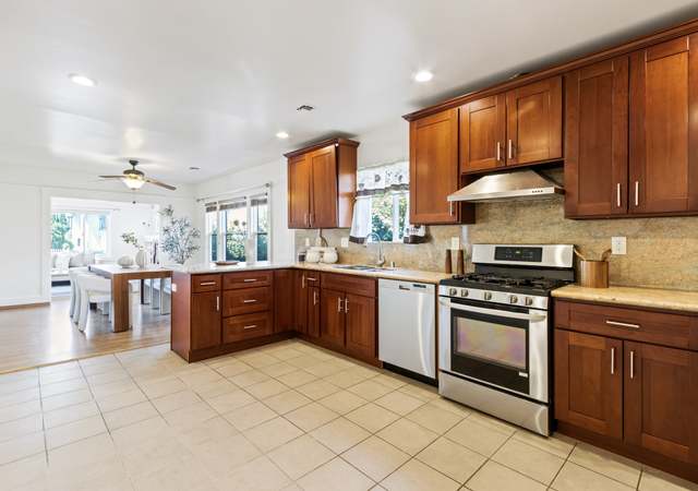 Property at 1700 64th Ave, Oakland, CA 94621, 2 beds, 1 bath