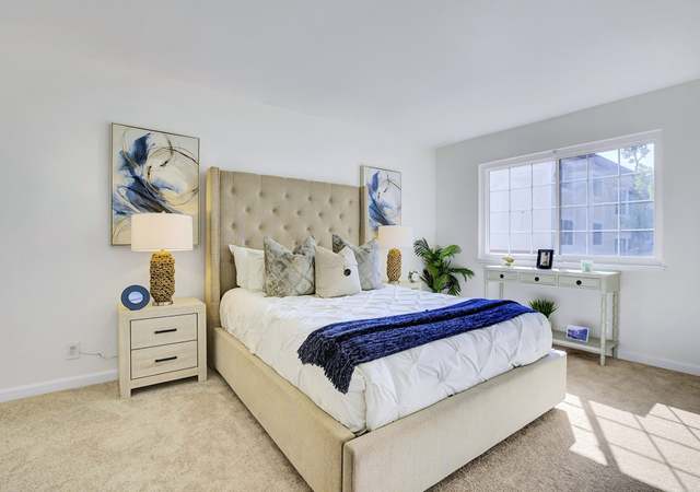 Property at 442 Costa Mesa Ter Unit D, Sunnyvale, CA 94085, 3 beds, 2 baths