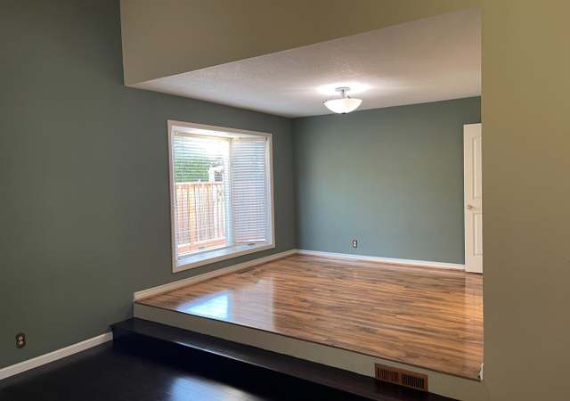 Property at 603 Galen Dr, San Jose, CA 95123, 4 beds, 3 baths
