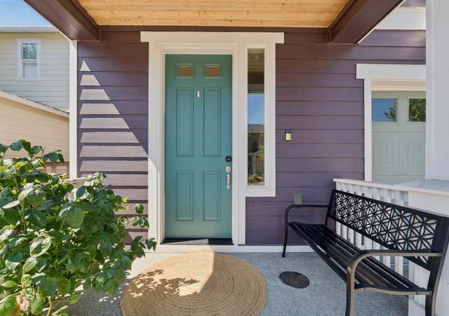 Photo of 11133 5th Ave SW, Seattle, WA 98146