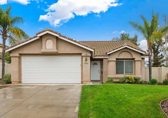 Property at 31937 Corte Montoya, Temecula, CA 92592, 3 beds, 2 baths