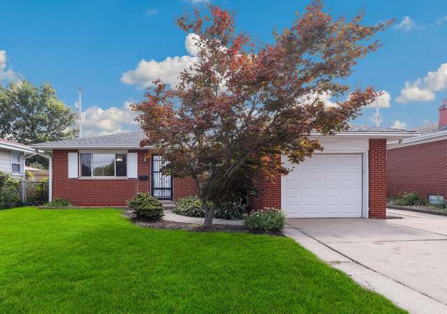 Property at 9409 5th St, Highland, IN 46322, 3 beds, 2 baths