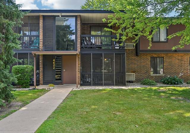 Property at 4602 W Northfox Ln #7, Mchenry, IL 60050, 2 beds, 1.5 baths