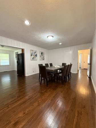 Property at 49 Harris Dr SE, Marietta, GA 30067, 3 beds, 1 bath
