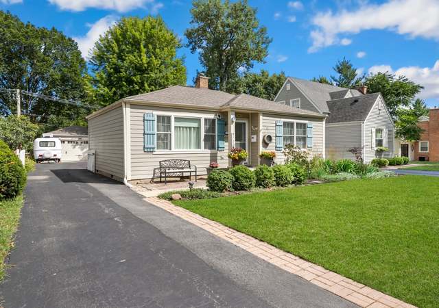 Photo of 341 N Schiller St, Palatine, IL 60067