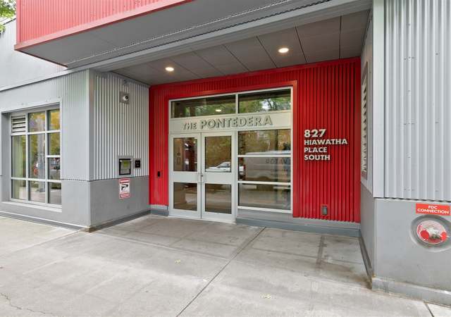 Photo of 827 Hiawatha Pl S #402, Seattle, WA 98144